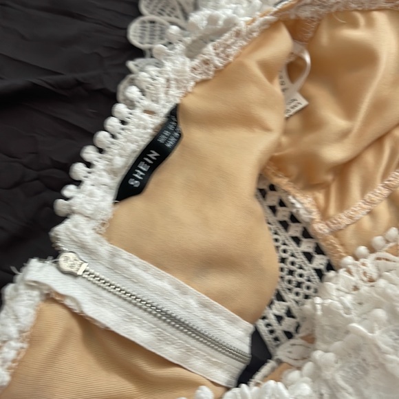 ✨Shein Crop Top✨ - Picture 3 of 4